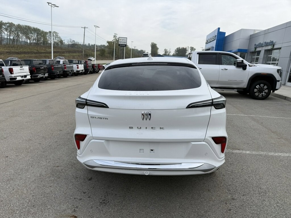 New 2026 Buick Envista Avenir SUV