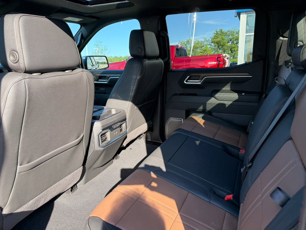 2026 Chevrolet Silverado 1500 High Country - Photo 12