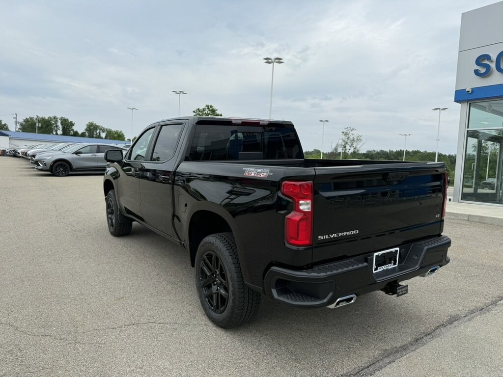 New 2026 Chevrolet Silverado 1500 LT Trail Boss Truck Crew Cab