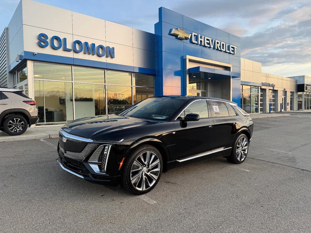 Used 2024 CADILLAC LYRIQ Luxury SUV