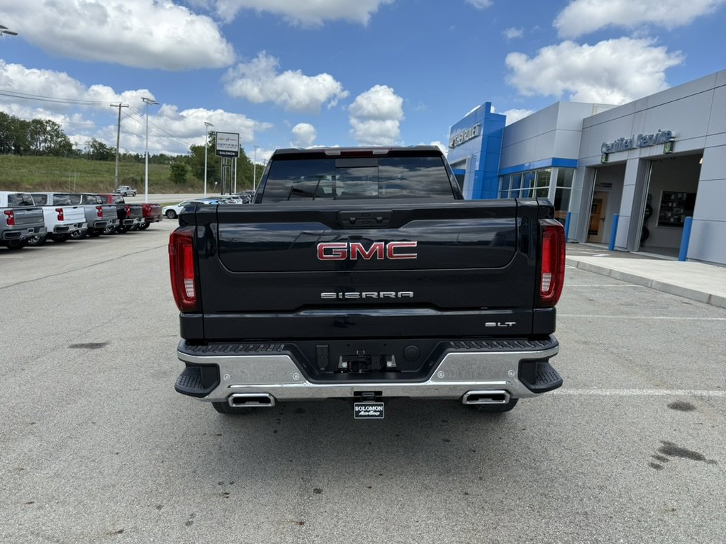 2026 Gmc Sierra 1500 SLT photo 4