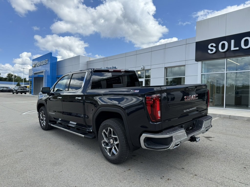2026 Gmc Sierra 1500 SLT photo 3