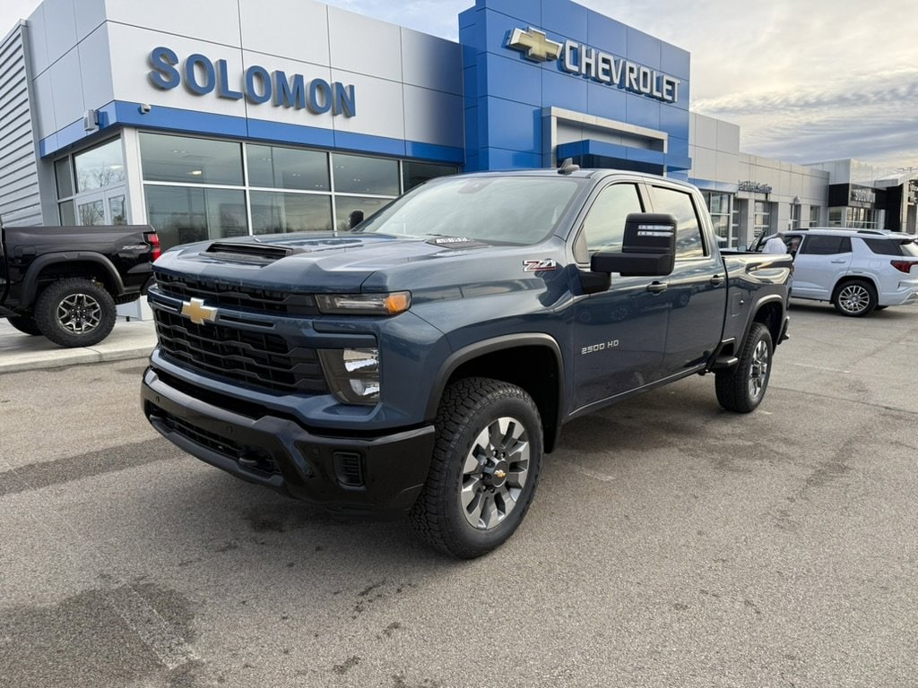 2026 Chevrolet Silverado HD Custom's photo