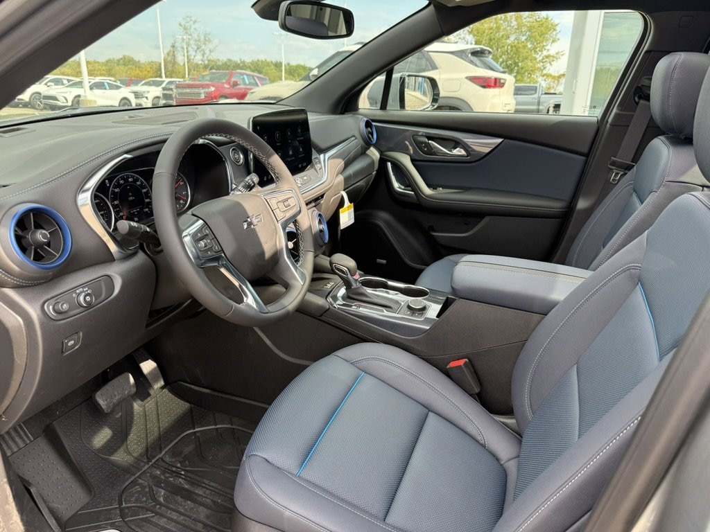 New 2025 Chevrolet Blazer RS SUV