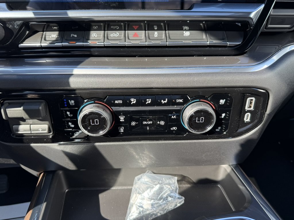 2026 Chevrolet Silverado 1500 High Country - Photo 19