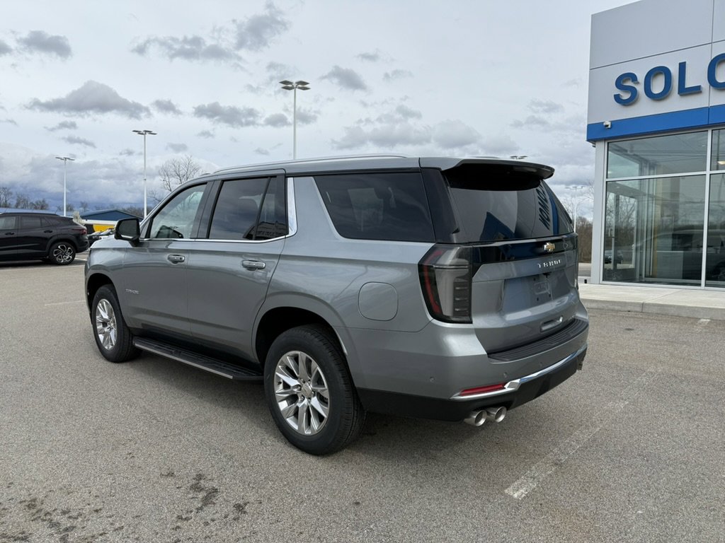 2025 Chevrolet Tahoe Premier photo 2