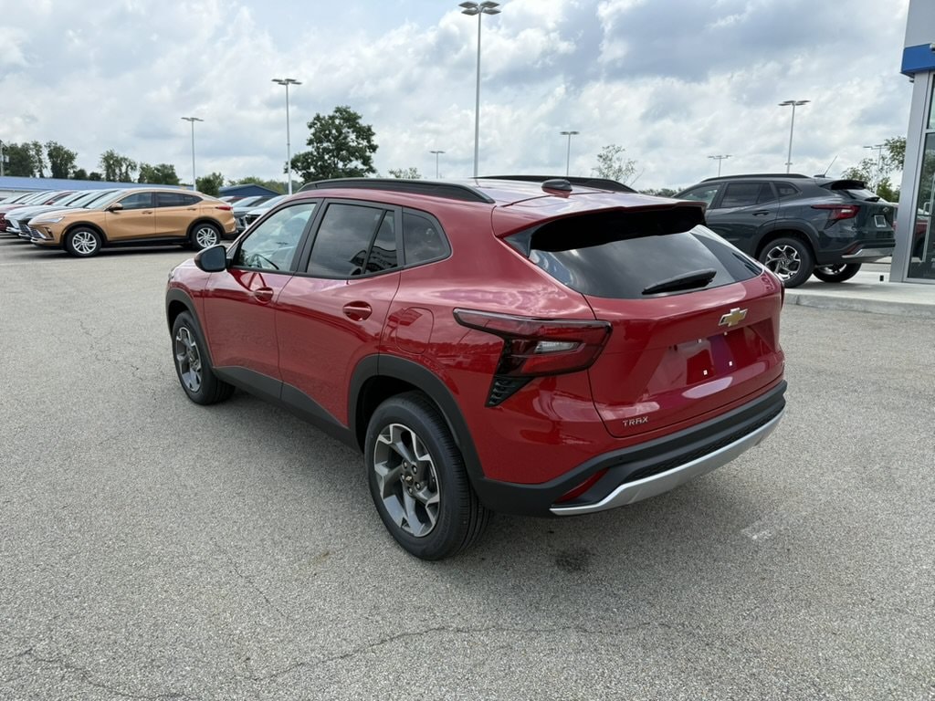 New 2026 Chevrolet Trax LT SUV
