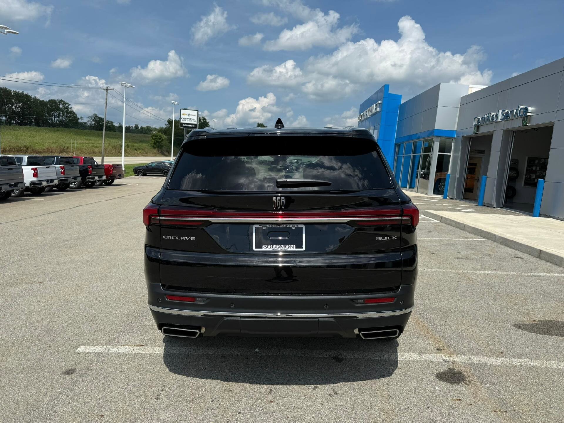2026 Buick Enclave Preferred photo 4