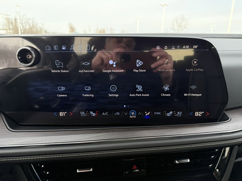 2026 Chevrolet Tahoe Premier - Photo 18