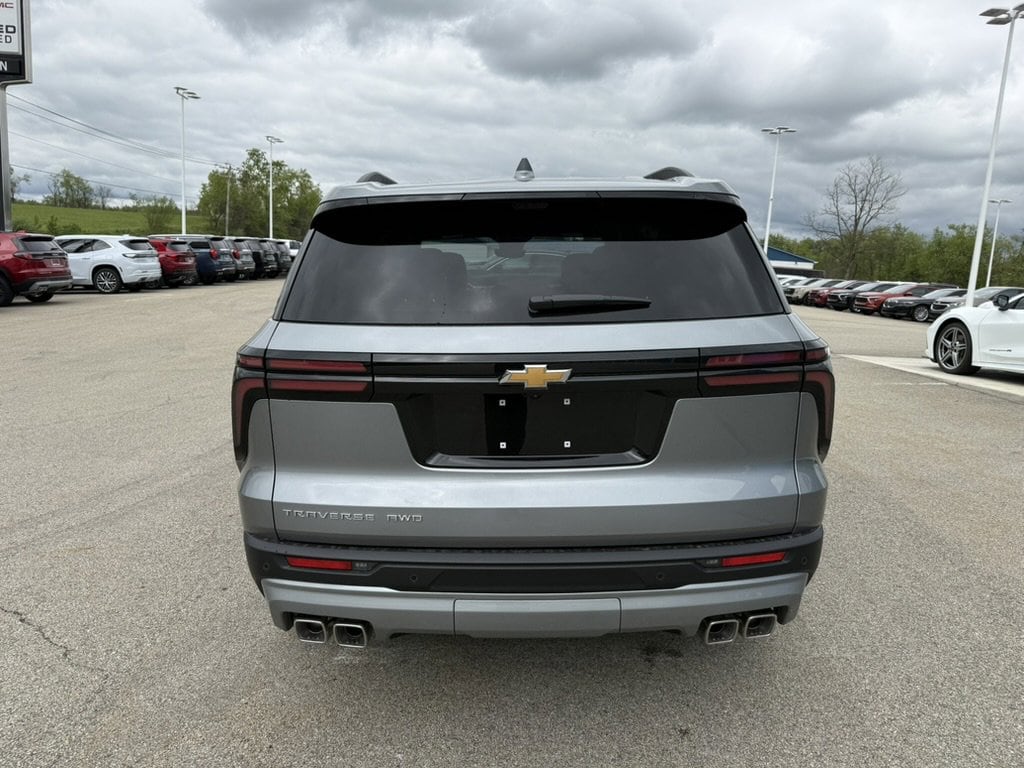 New 2026 Chevrolet Traverse LT SUV