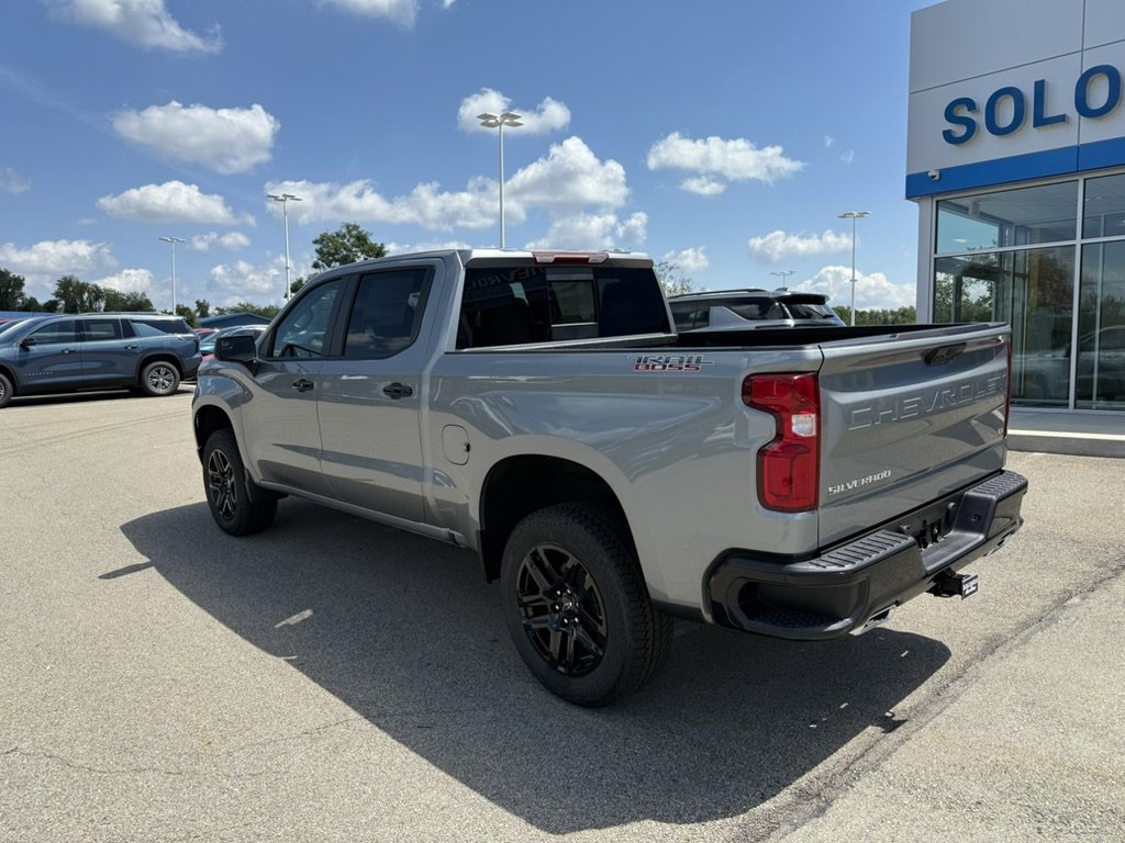 2026 Chevrolet Silverado 1500 LT Trail Boss photo 2