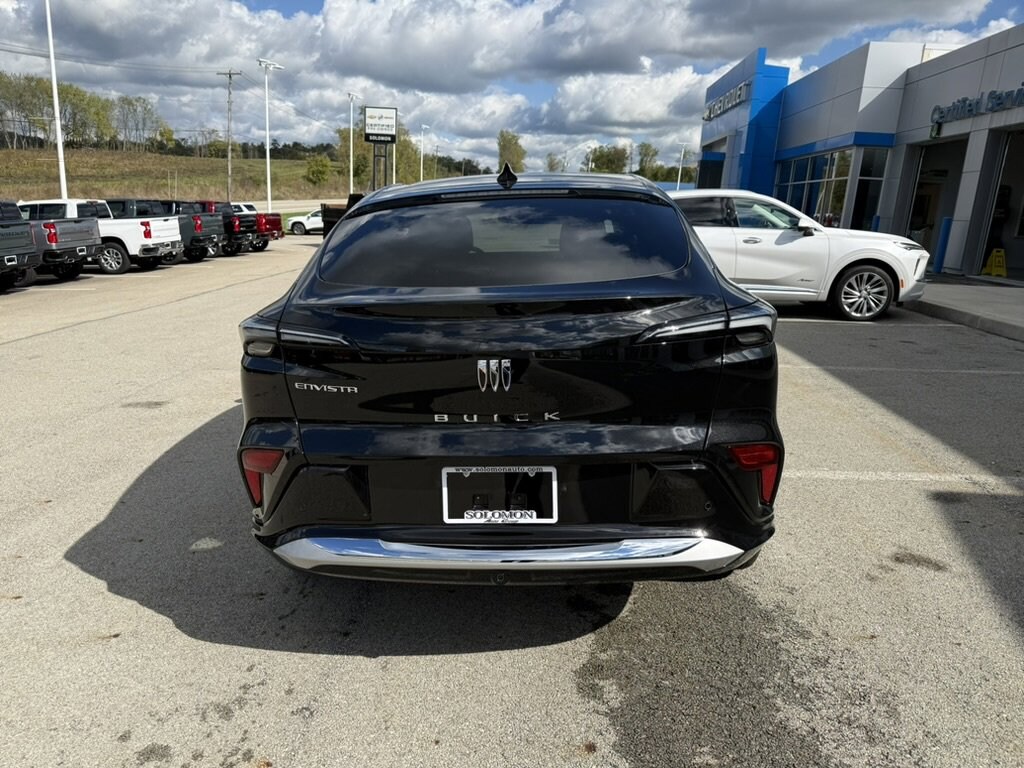New 2026 Buick Envista Avenir SUV