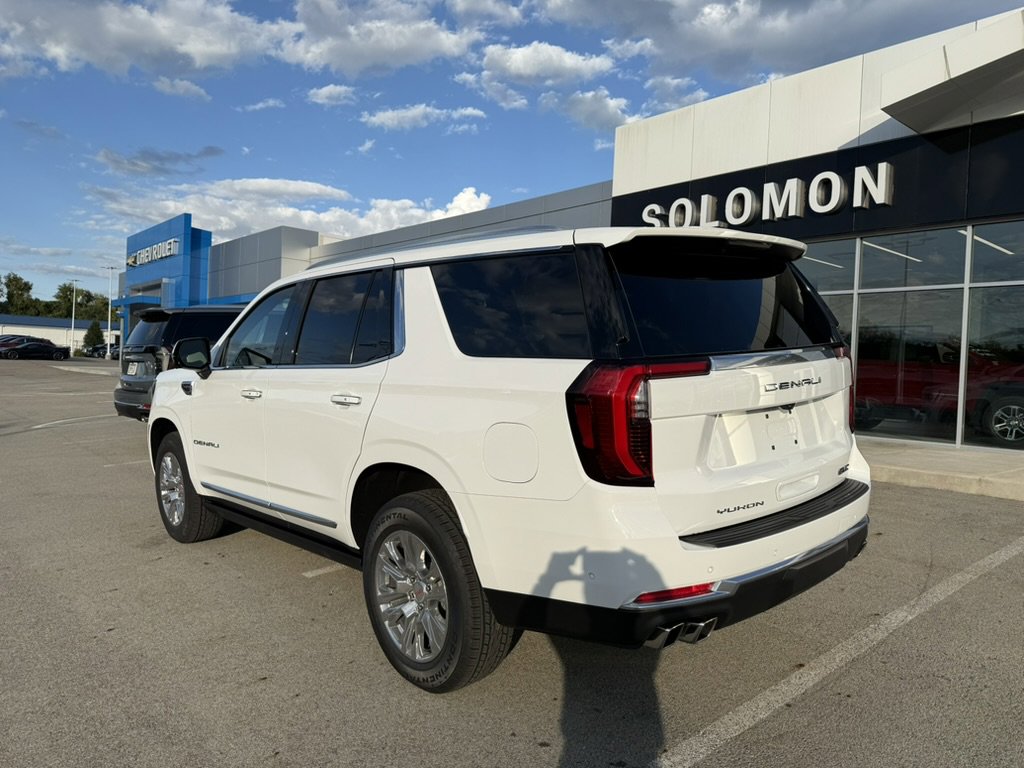 2025 Gmc Yukon Denali photo 2