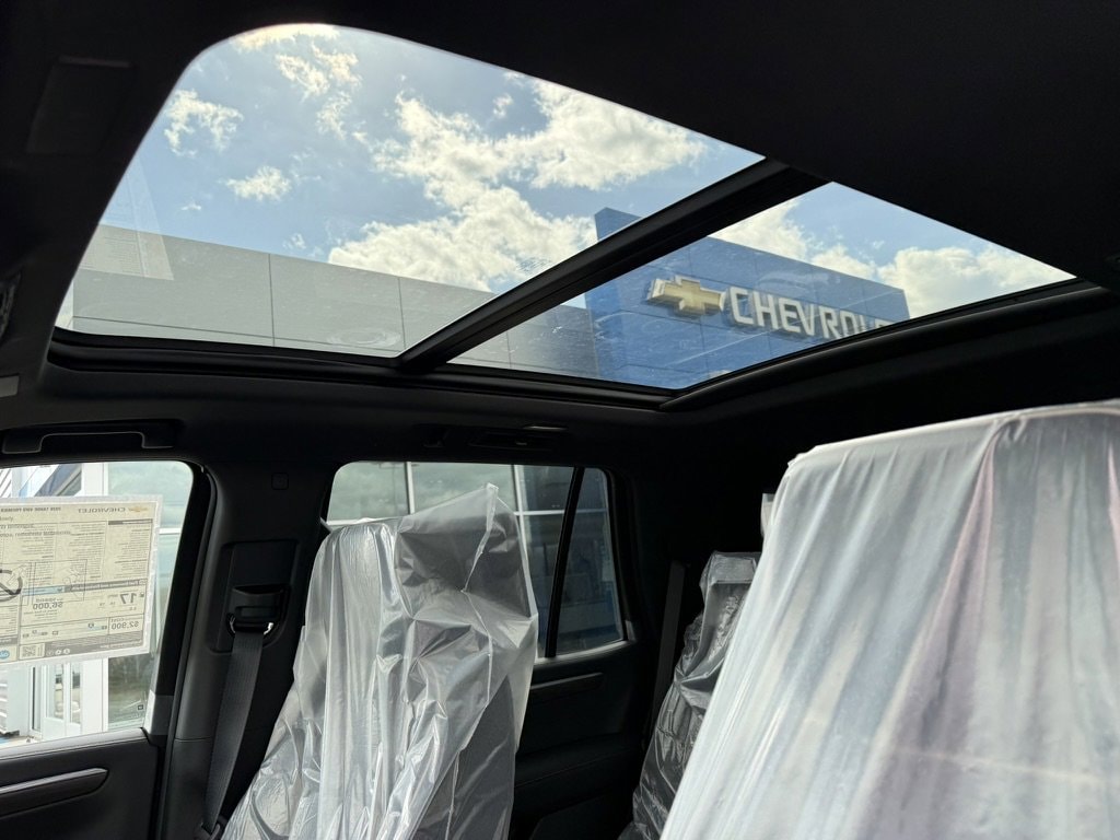 2026 Chevrolet Tahoe Premier - Photo 10