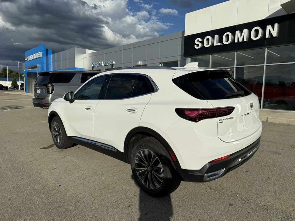 2025 Buick Envision Preferred photo 3