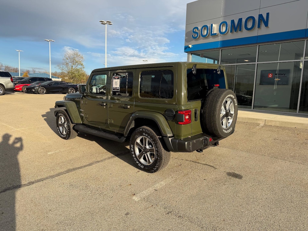 Used 2020 Jeep Wrangler Unlimited Sahara SUV