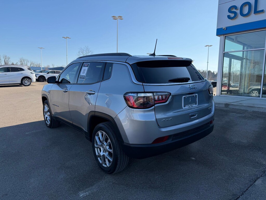 Used 2022 Jeep Compass Latitude Lux SUV