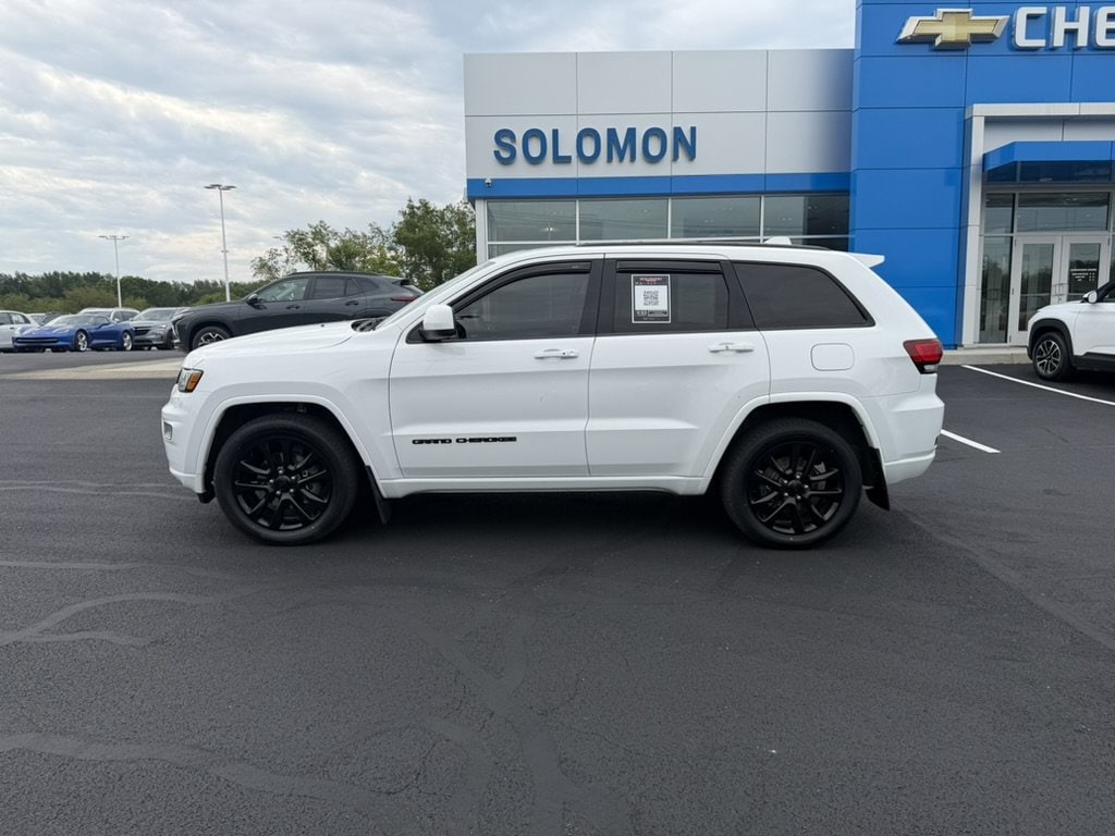 Used 2020 Jeep Grand Cherokee Altitude SUV
