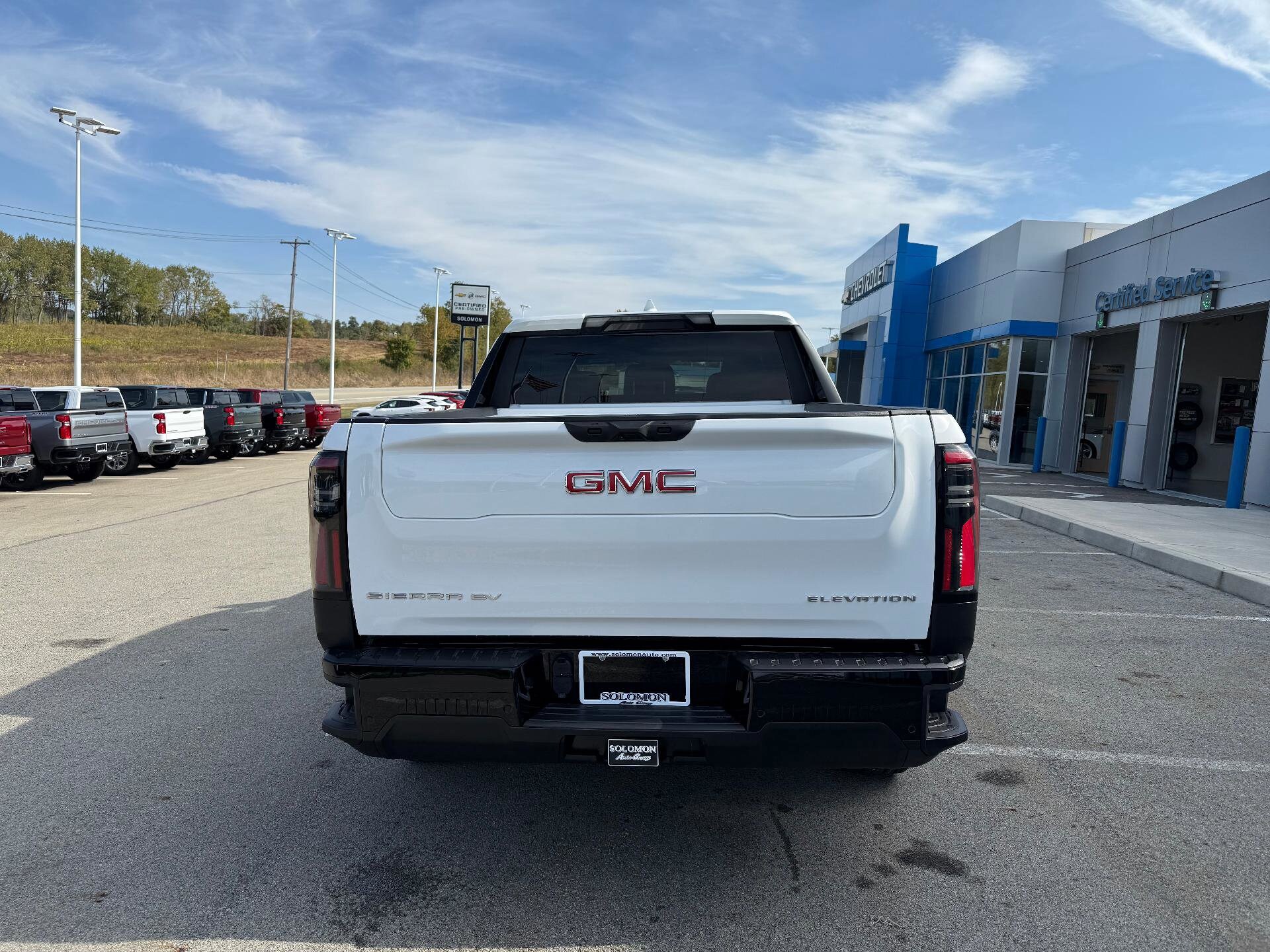 2026 Gmc Sierra Elevation photo 3