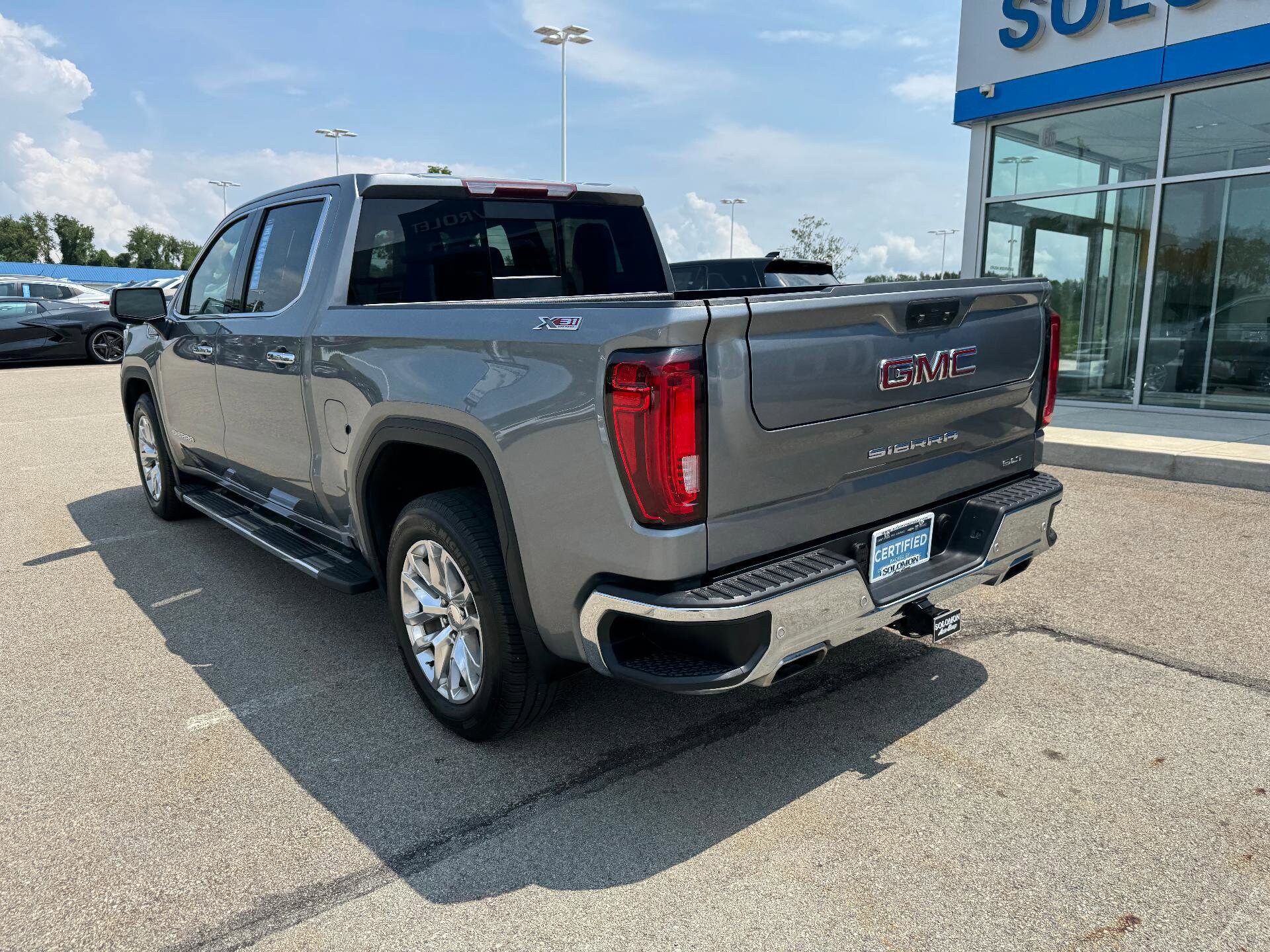 2020 Gmc Sierra 1500 SLT photo 3