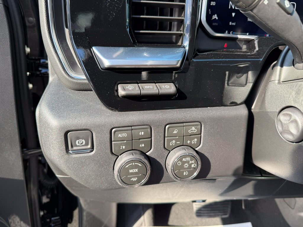 2026 Chevrolet Silverado 1500 High Country - Photo 16
