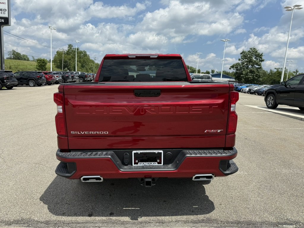 2026 Chevrolet Silverado 1500 RST photo 3