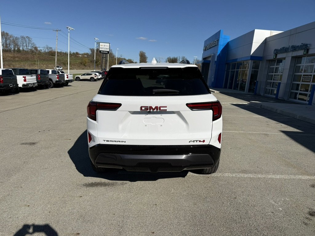2026 Gmc Terrain AT4 photo 2
