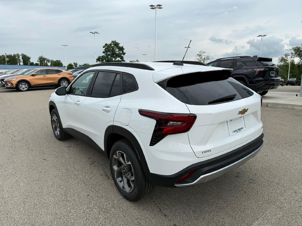 New 2026 Chevrolet Trax LT SUV