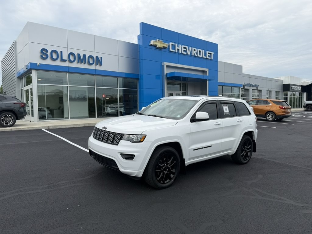 Used 2020 Jeep Grand Cherokee Altitude SUV