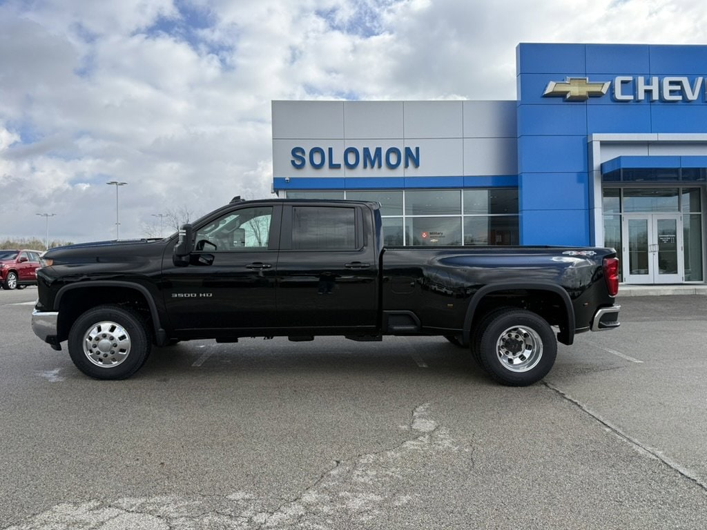 New 2026 Chevrolet Silverado 3500 HD LT Truck Crew Cab
