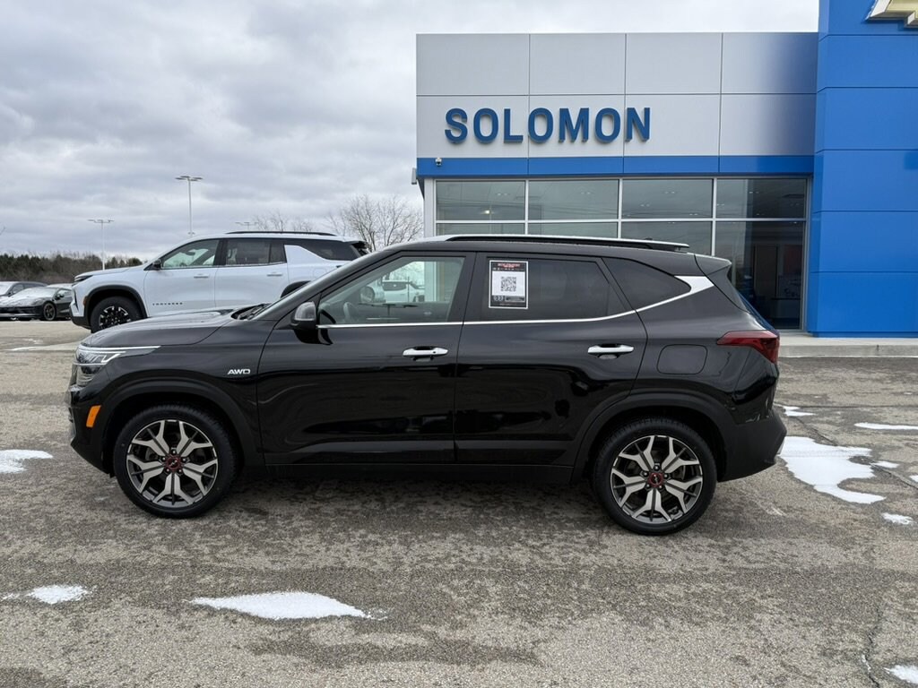 Used 2022 Kia Seltos SX SUV