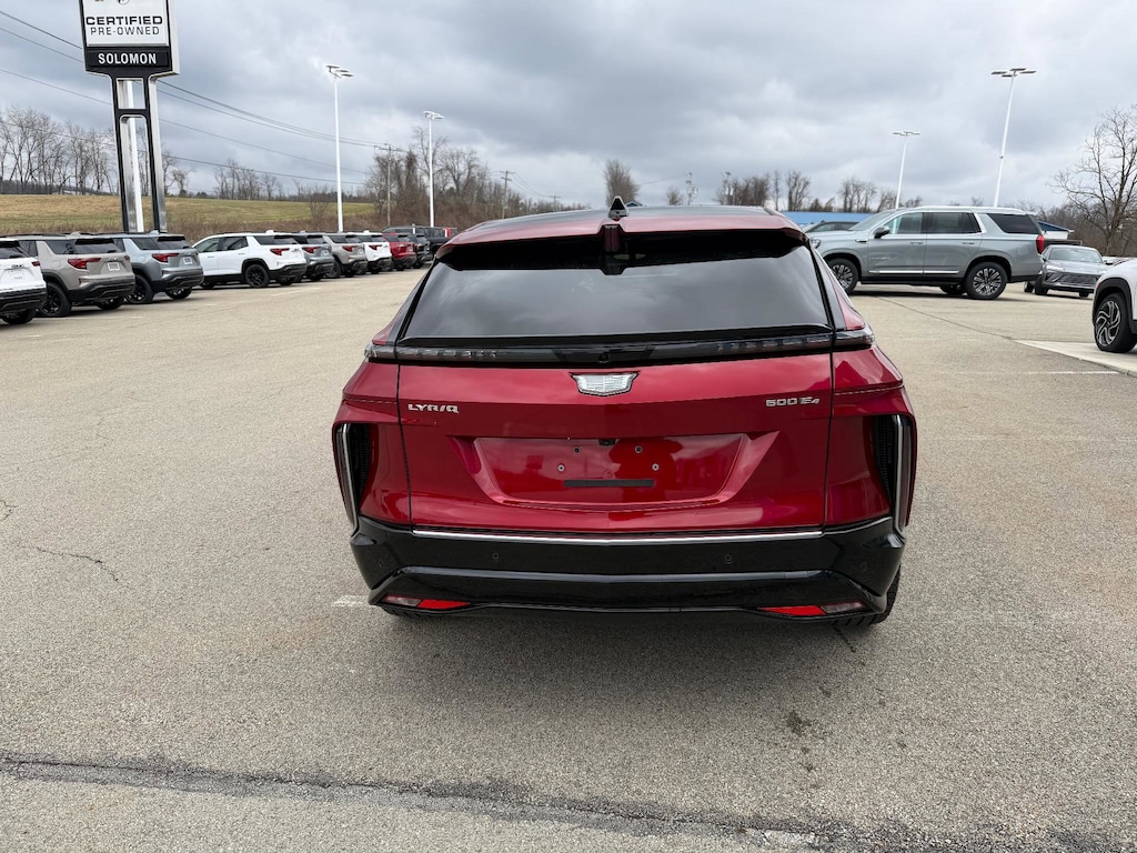 Used 2024 CADILLAC LYRIQ Luxury SUV