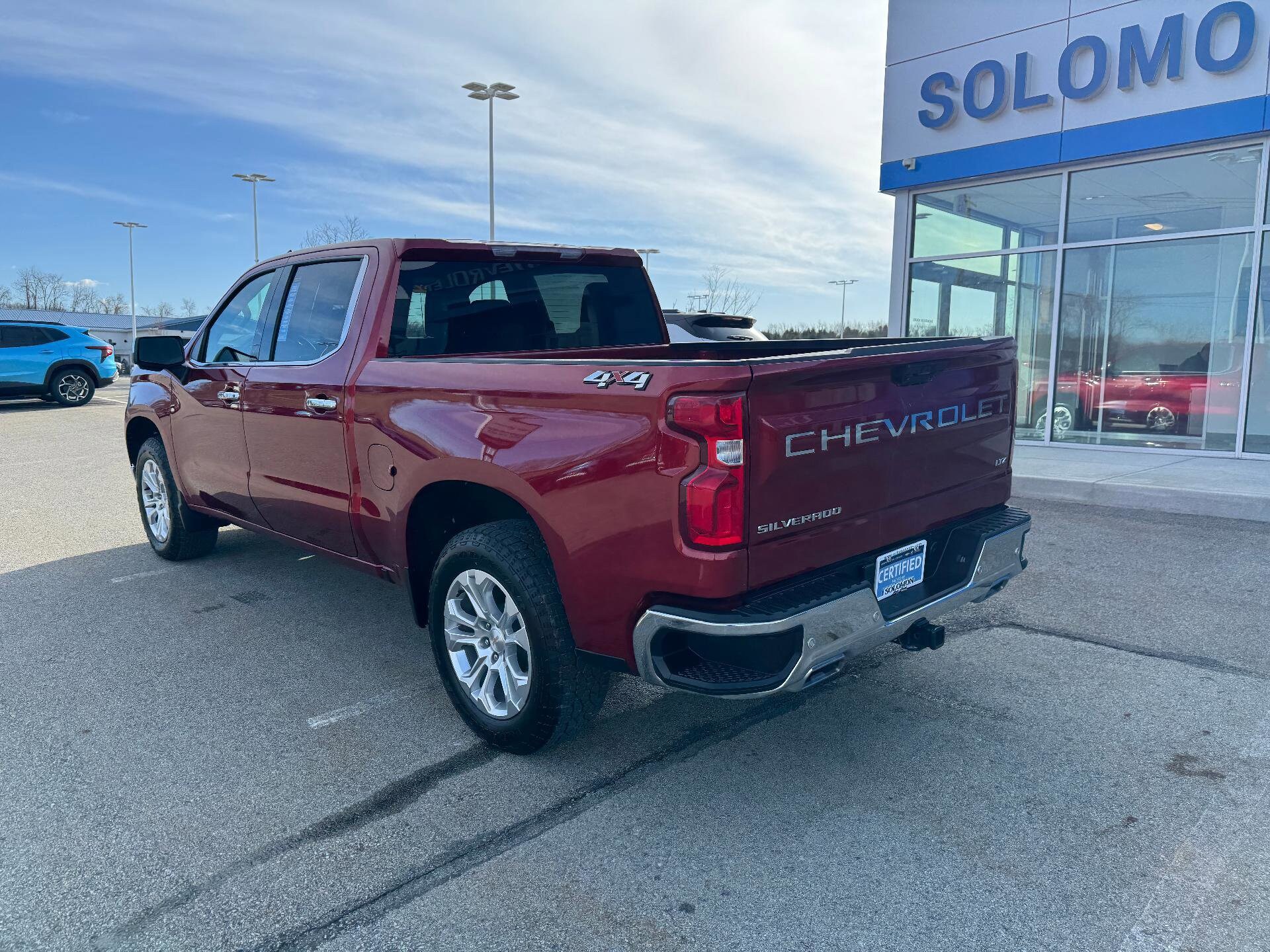 2023 Chevrolet Silverado 1500 LTZ photo 3