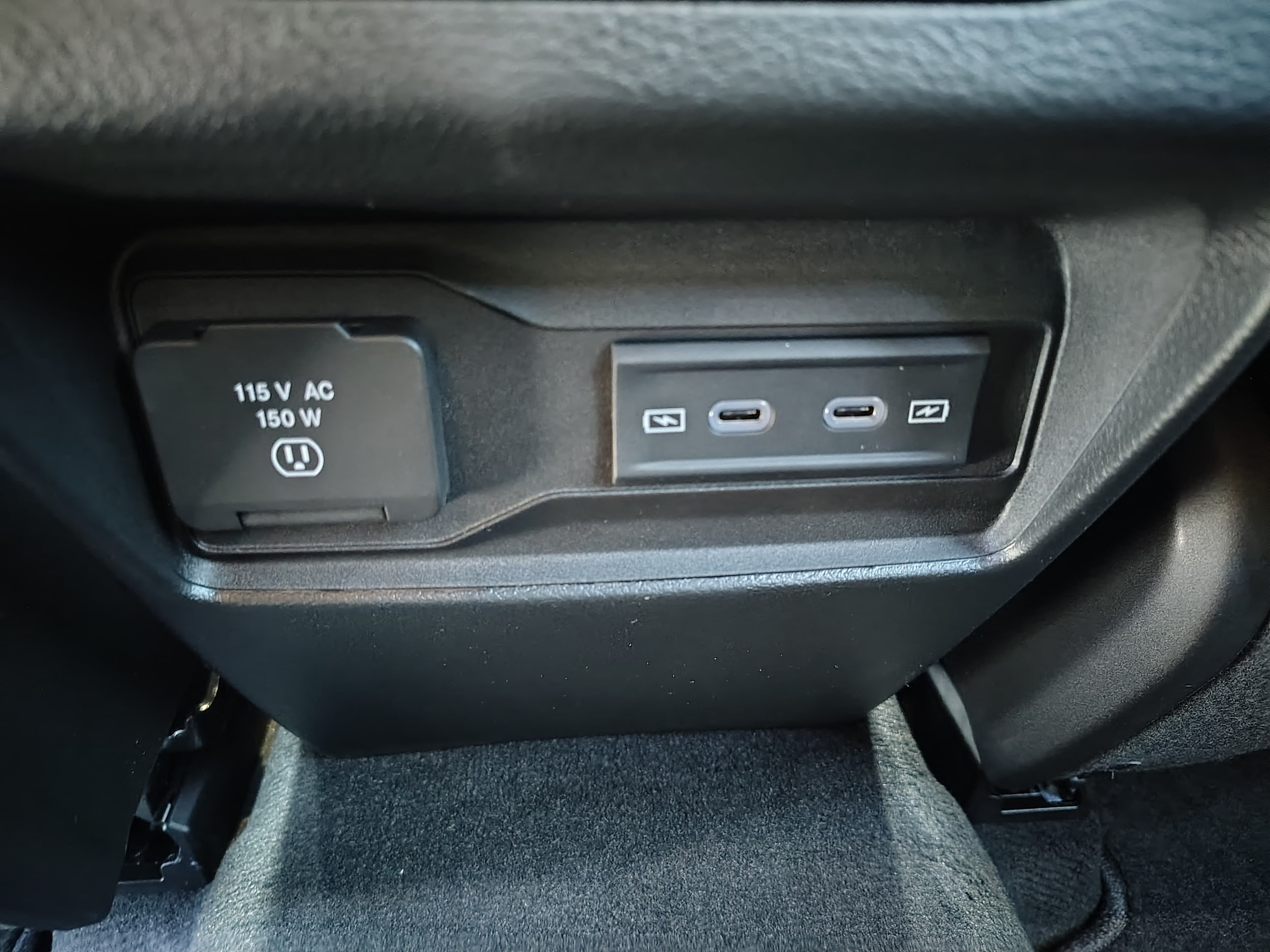 2027 Jeep Grand Cherokee photo 26 of 43