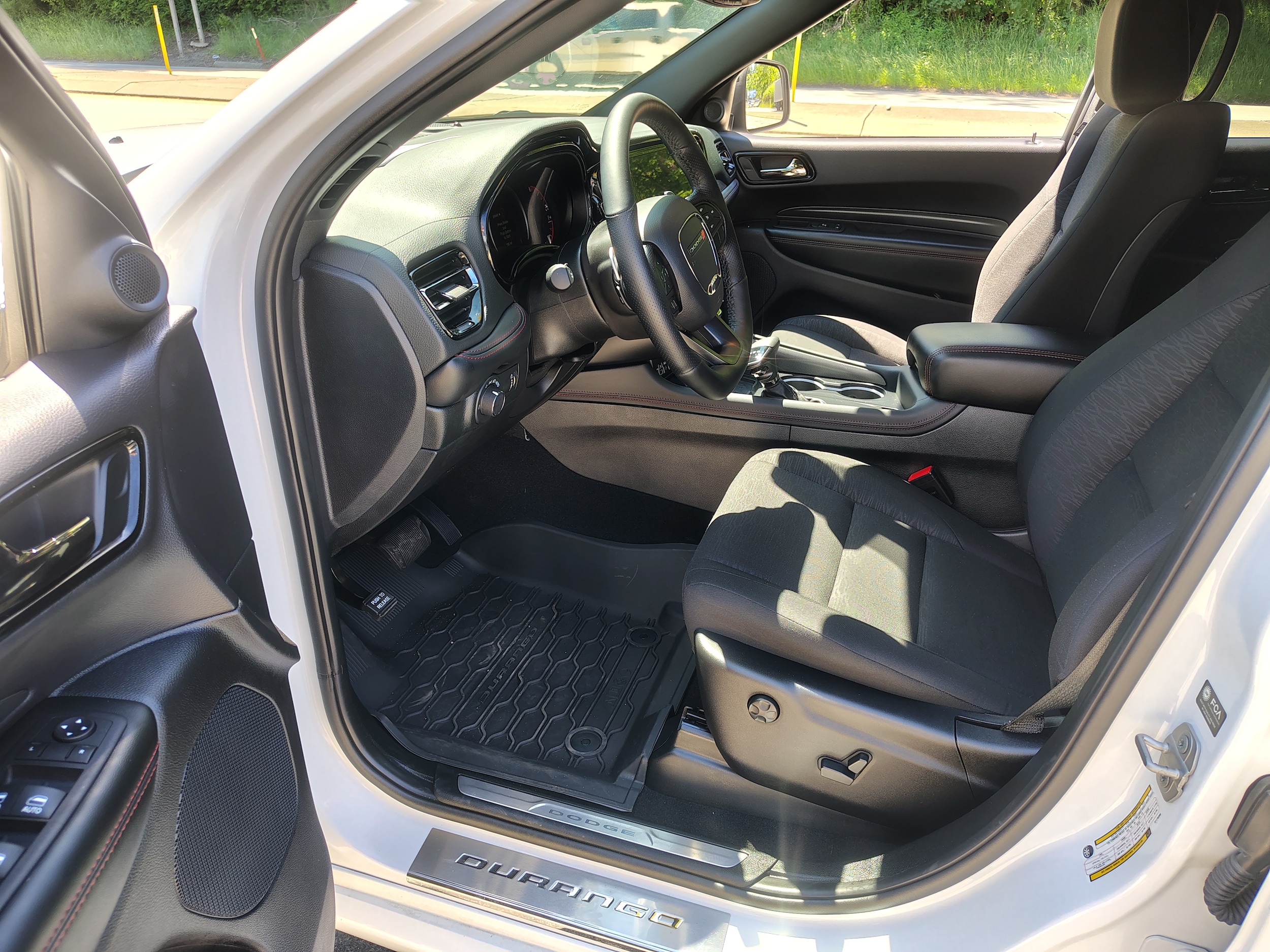2026 Dodge Durango GT HEMI V8 White Knuckle Clearcoat at Solomon CJD Brownsville