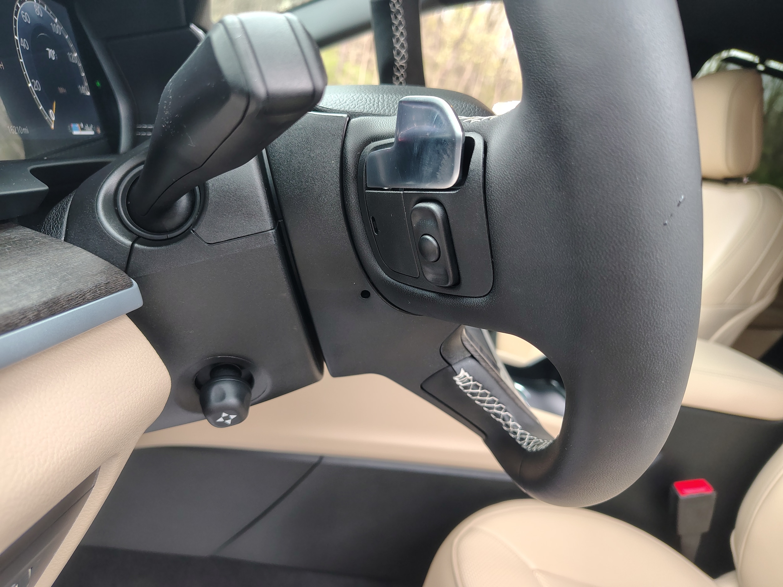 2024 Jeep Grand Cherokee Limited Bright White Clearcoat at Solomon CJD Carmichaels