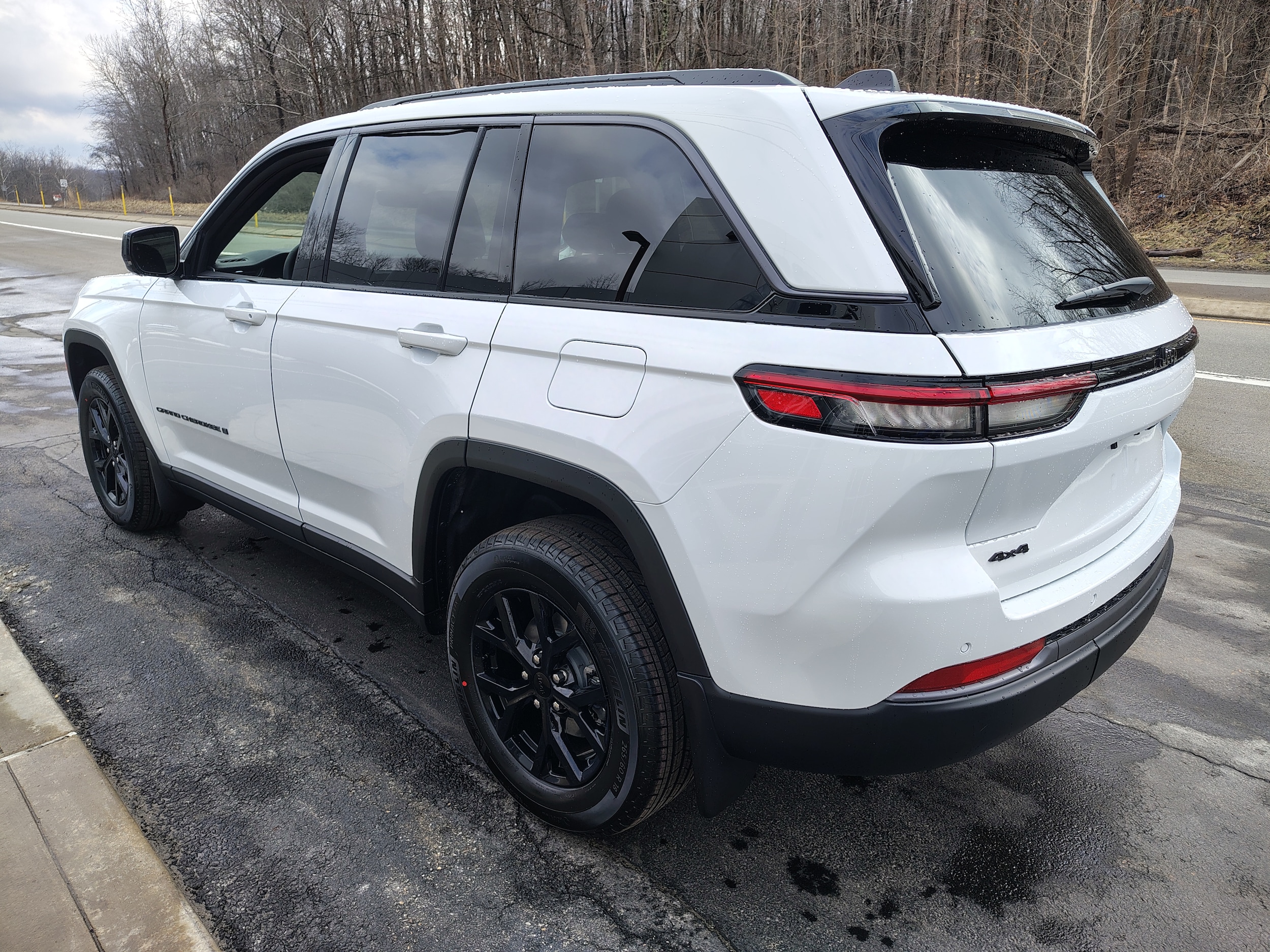 2026 Jeep Grand Cherokee LAREDO ALTITUDE 4X4 - 4