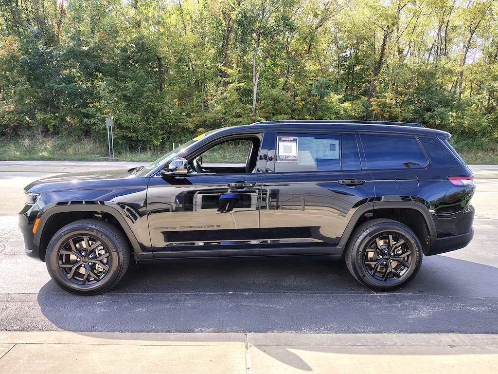 Used 2024 Jeep Grand Cherokee L Altitude Altitude 4x4