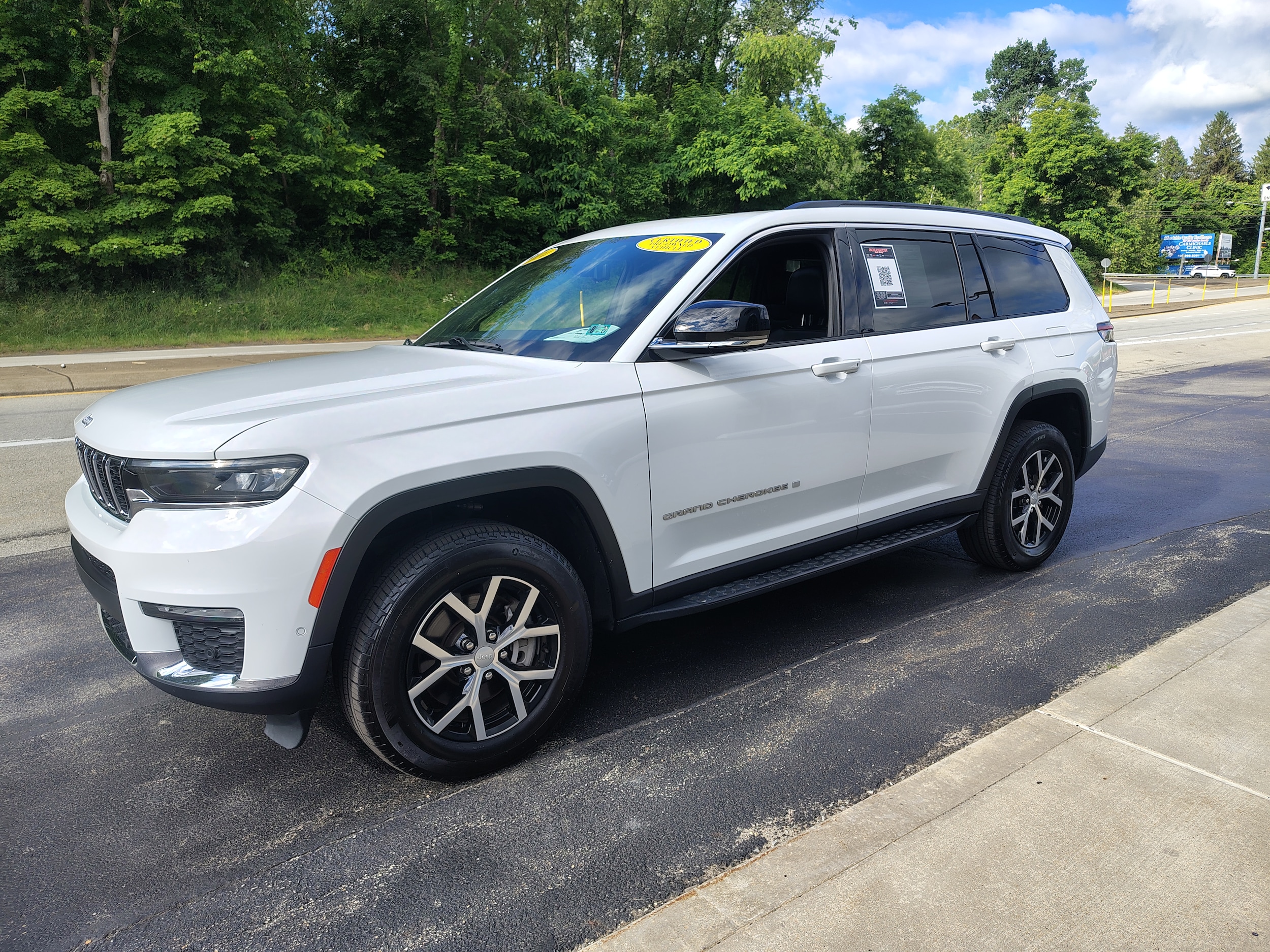 2024 Jeep Grand Cherokee L Limited Bright White Clearcoat at Solomon CJD Carmichaels