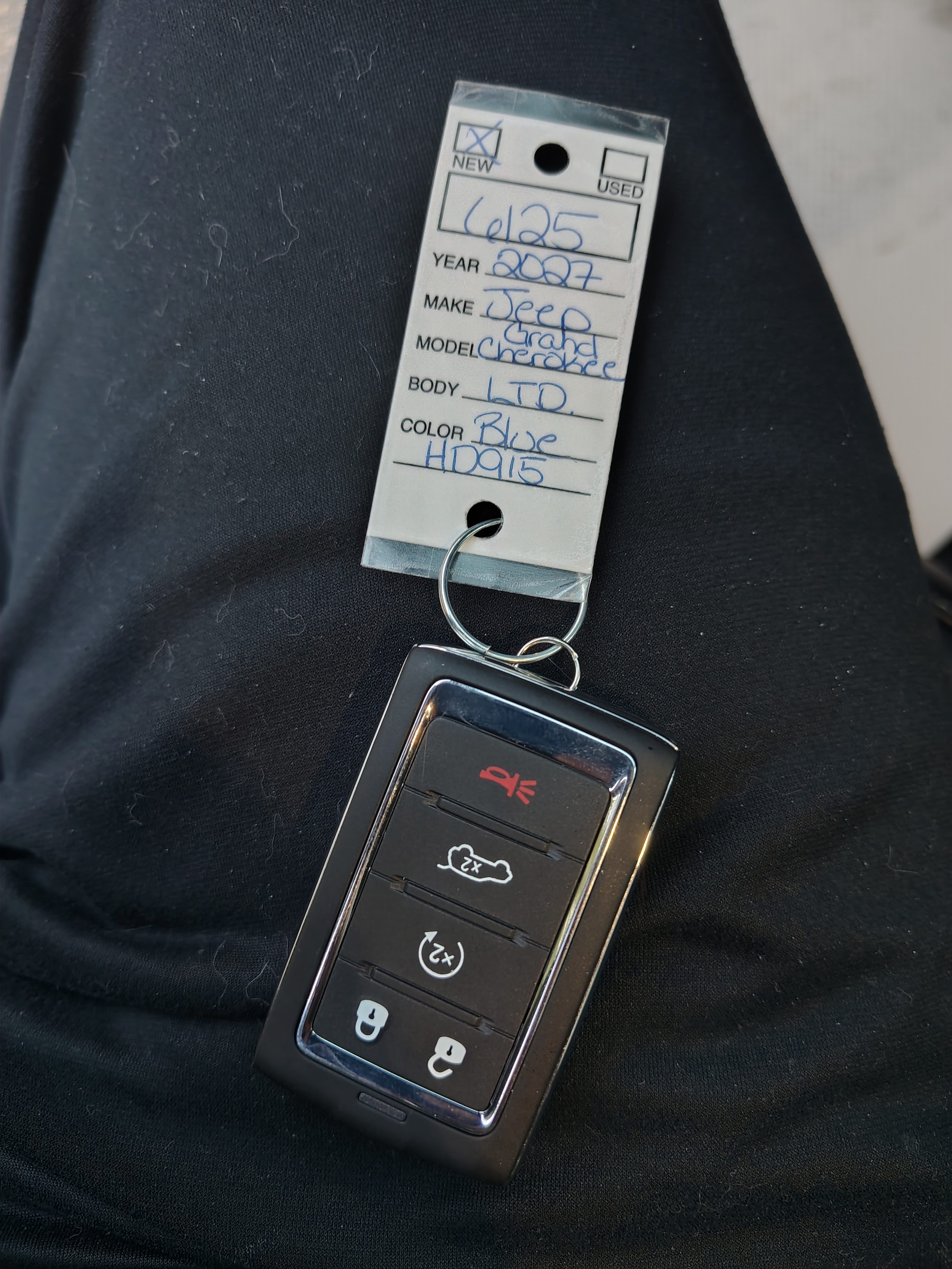 2027 Jeep Grand Cherokee photo 41 of 41