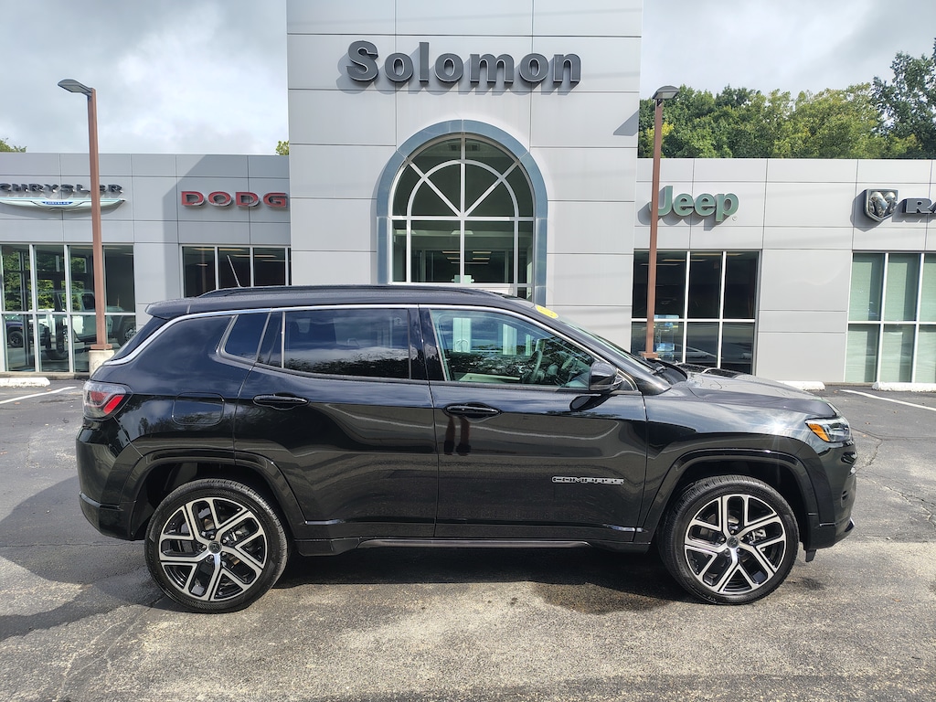 Certified 2025 Jeep Compass Limited Limited 4x4