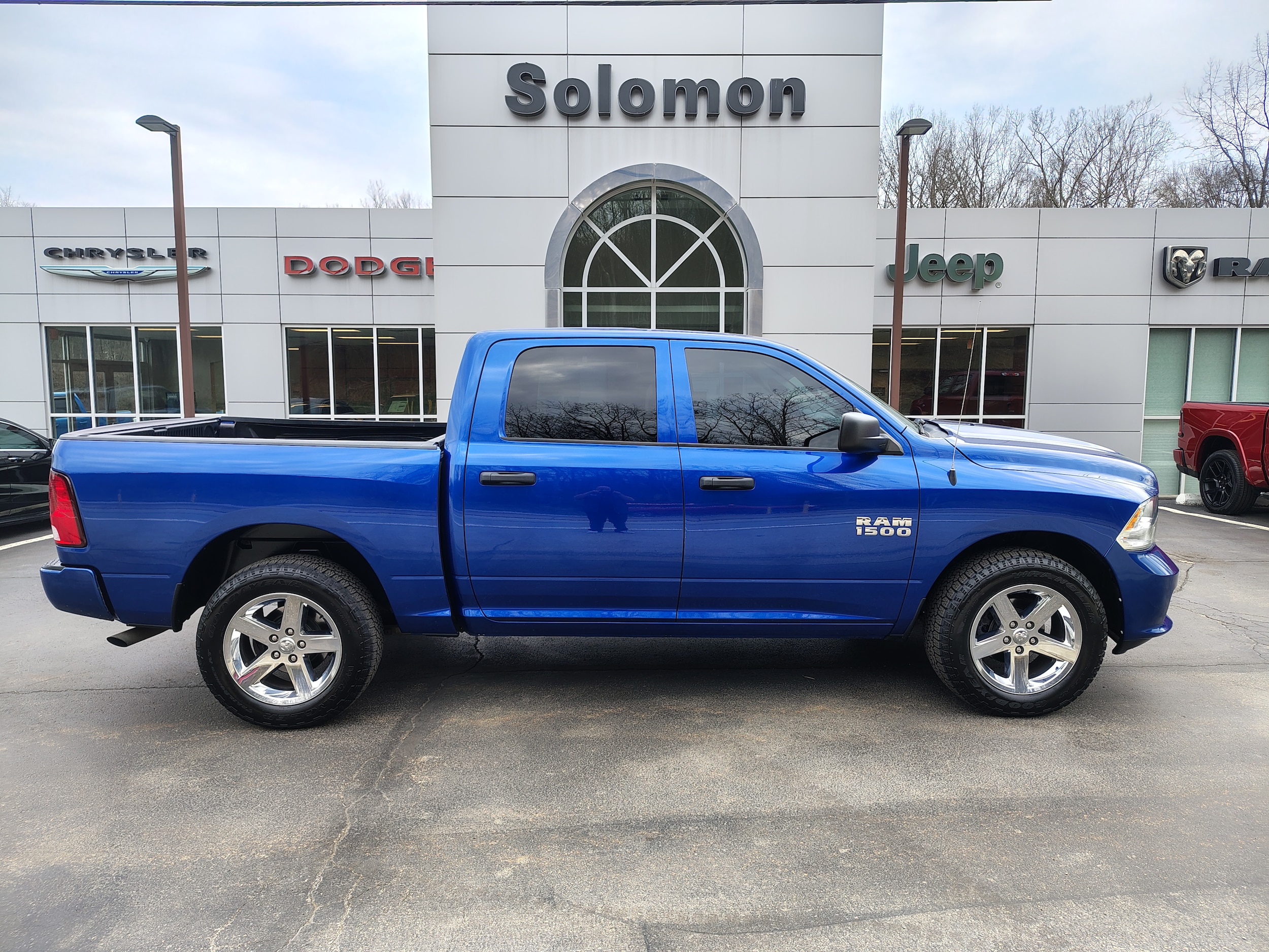 2017 RAM 1500 Express Crew Cab 4WD