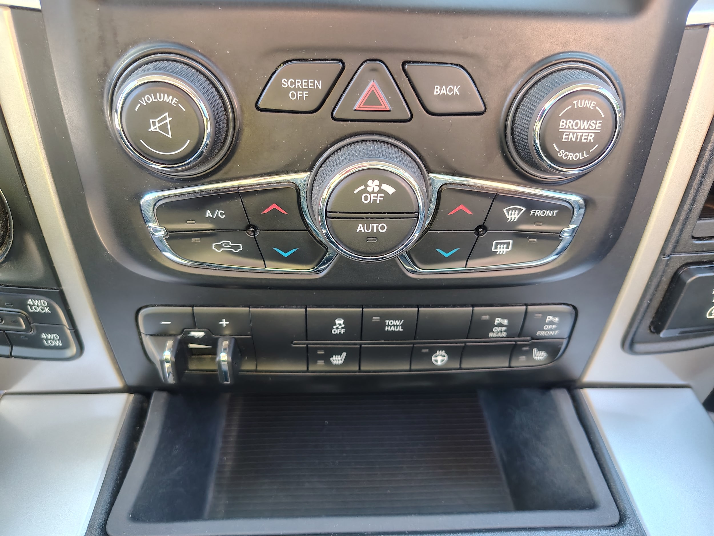 2016 Ram 1500 Big Horn Bright White Clearcoat at Solomon CJD Brownsville