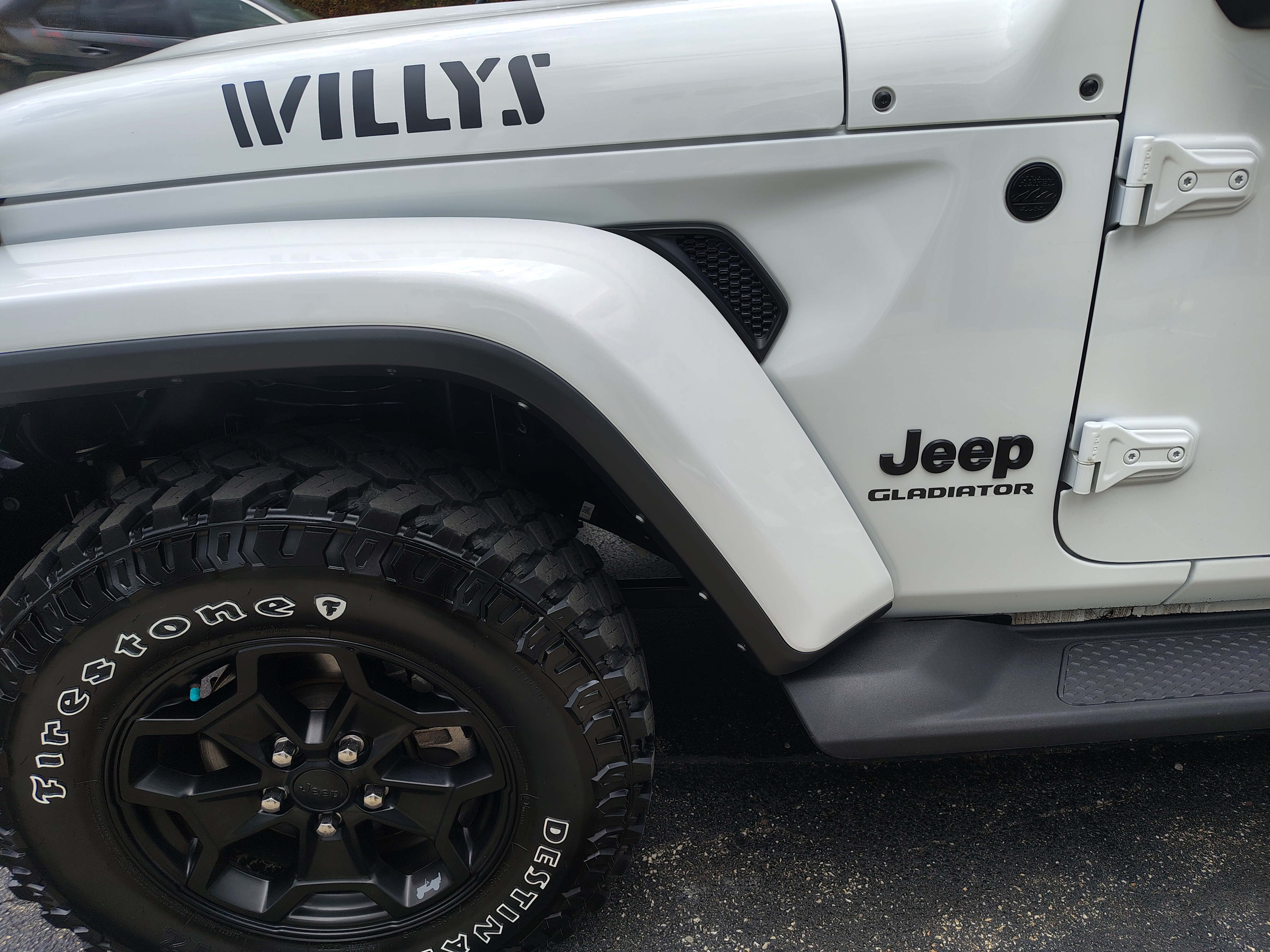 2021 Jeep Gladiator photo 6 of 34