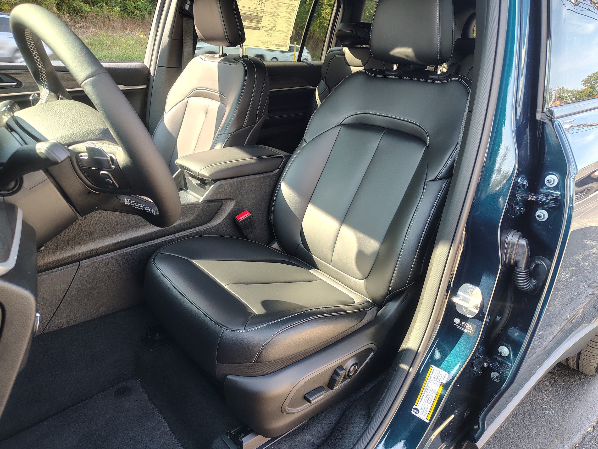 2027 Jeep Grand Cherokee L Limited Fathom Blue Pearlcoat at Solomon CJD Carmichaels