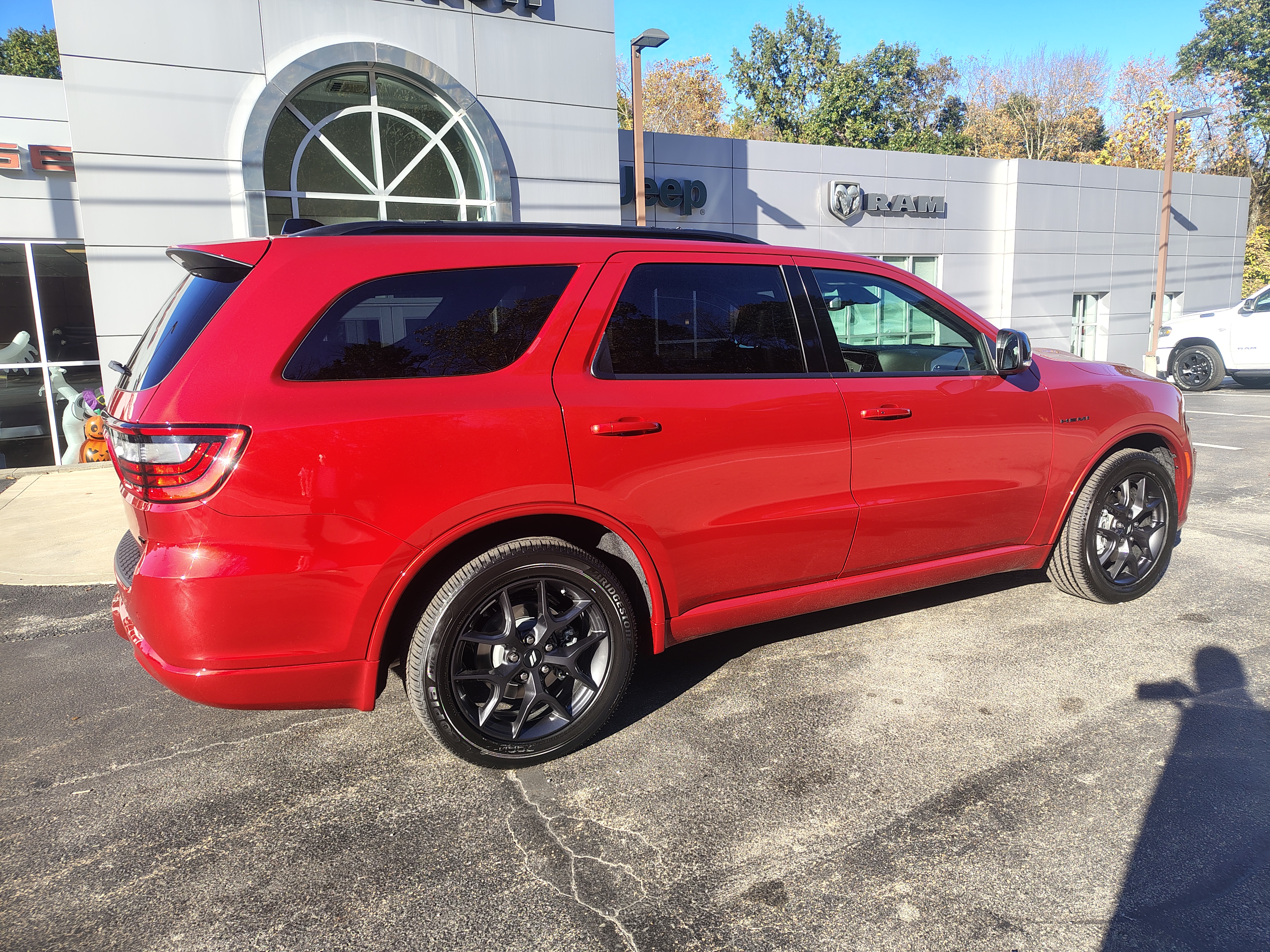 2027 Dodge Durango photo 15 of 42