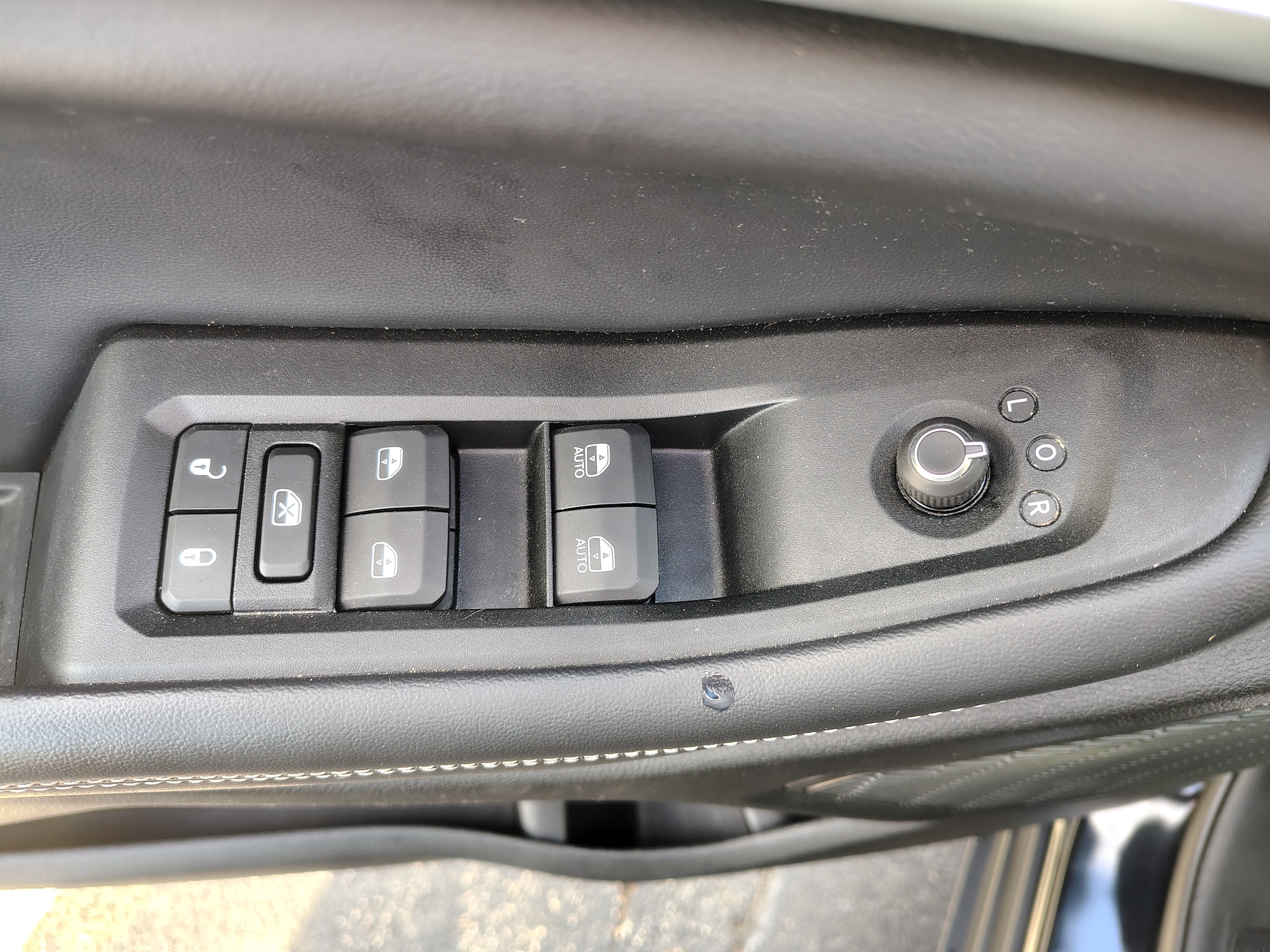 2024 Jeep Grand Cherokee Limited Diamond Black Crystal Pearlcoat at Solomon CJD Carmichaels