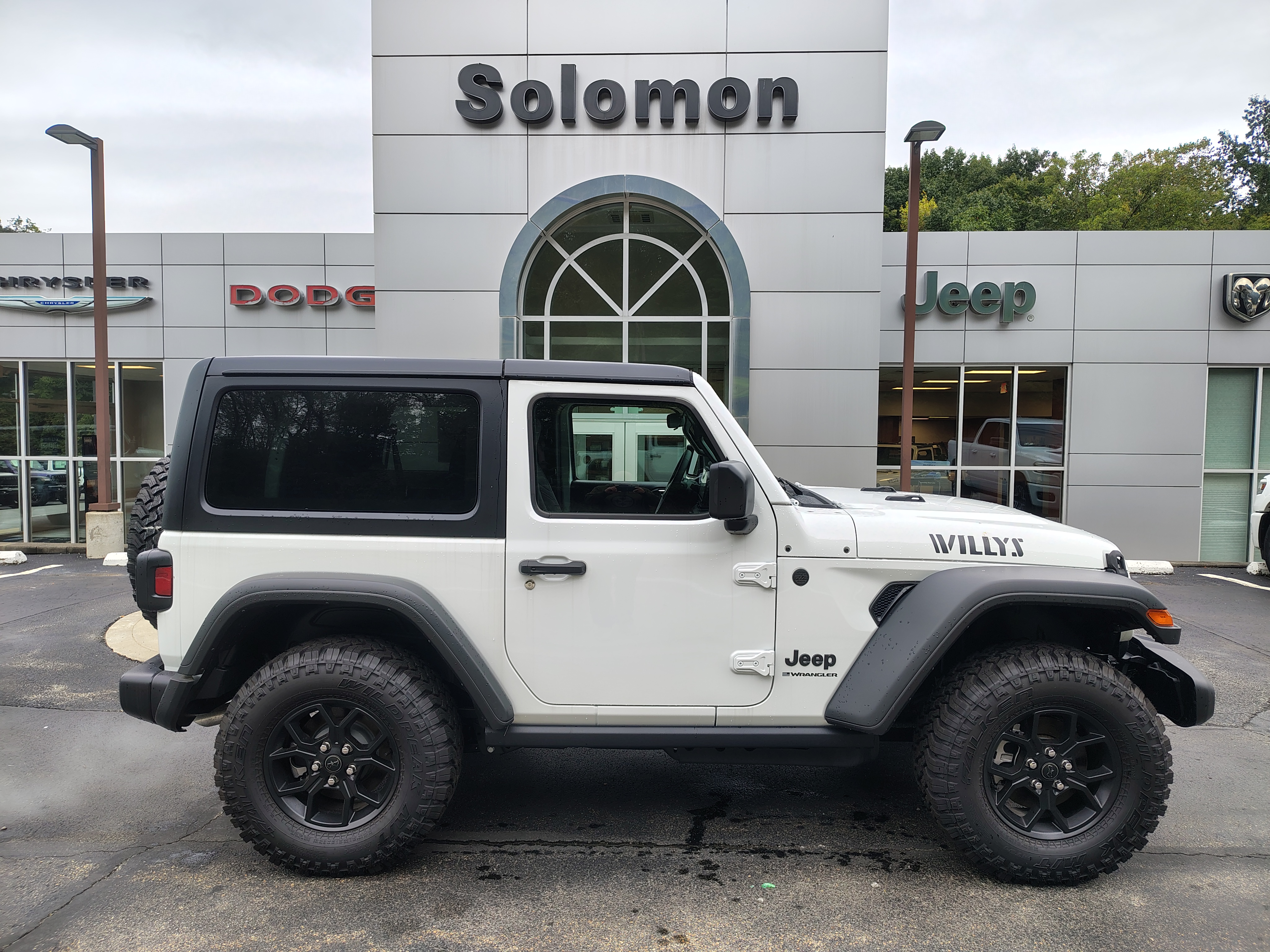 New 2026 Jeep Wrangler 2-DOOR WILLYS Sport Utility