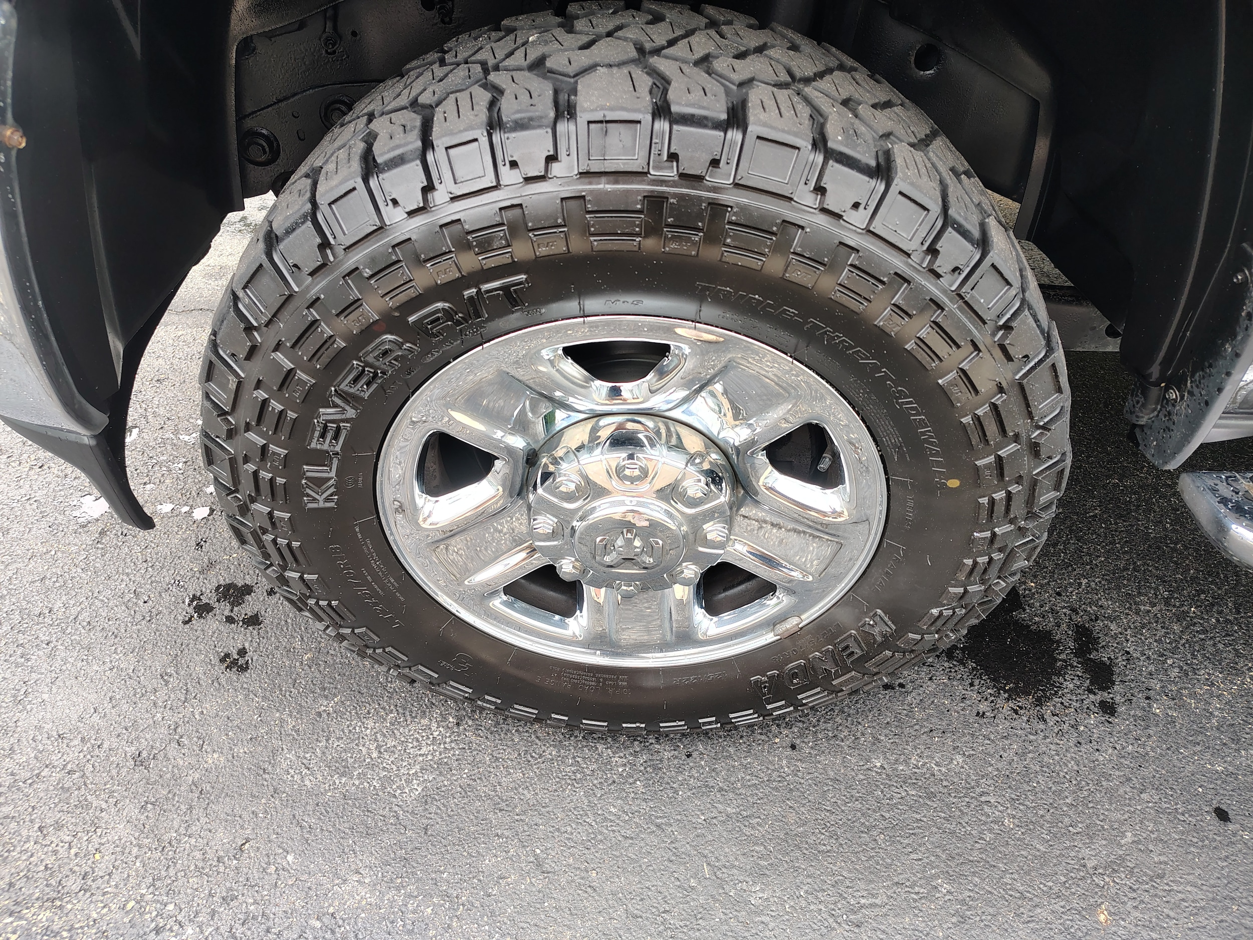 2022 Ram 2500 Tradesman Granite Crystal Metallic Clearcoat at Solomon CJD Brownsville