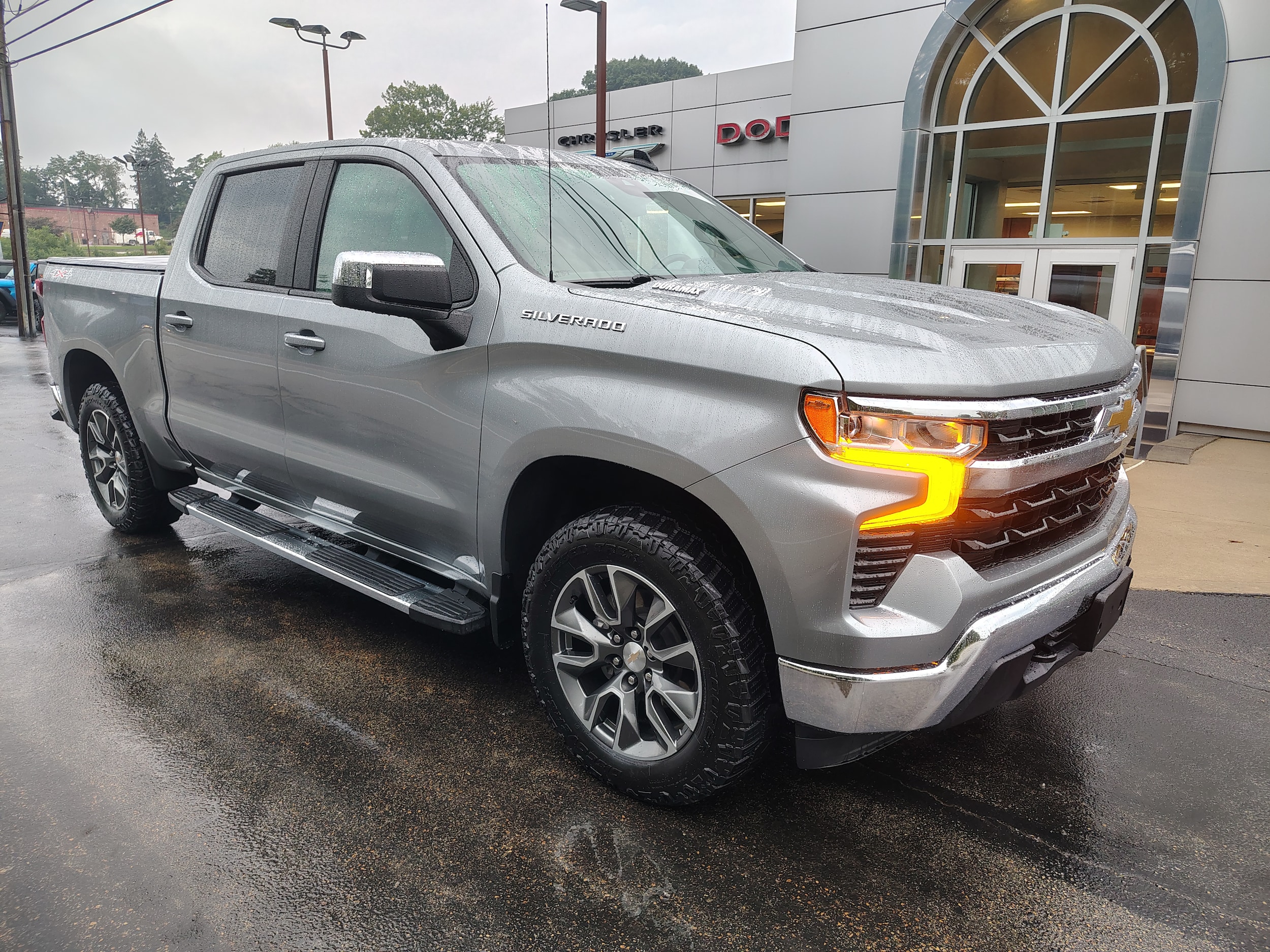 2025 Chevrolet Silverado 1500 LT - 1